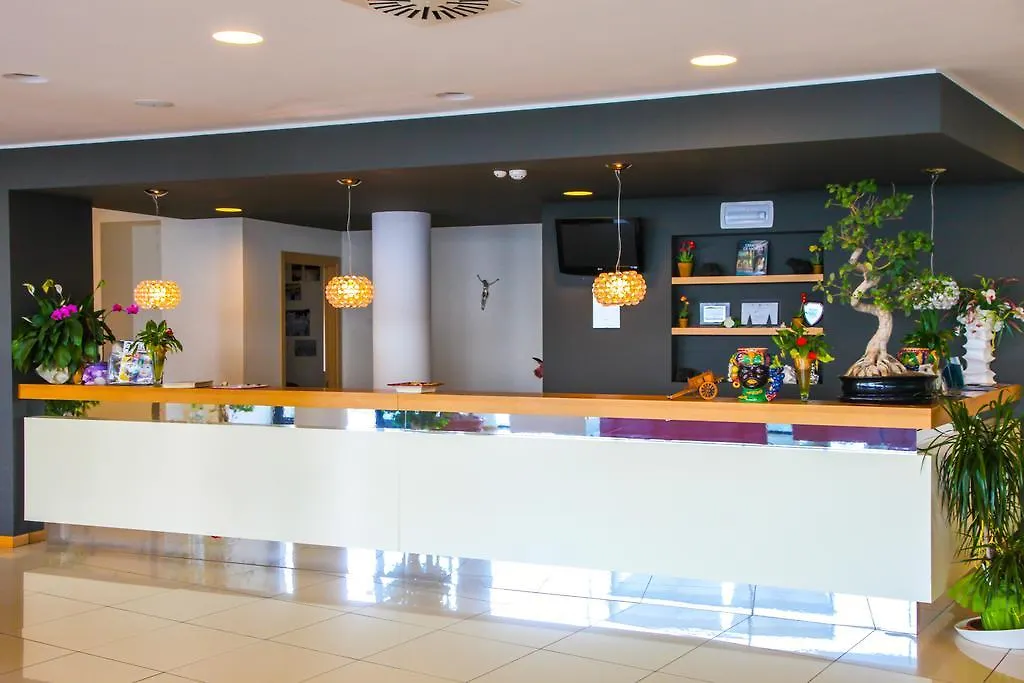 Esperia Palace Hotel & Resort Spa Zafferana Etnea 5*,  Italia