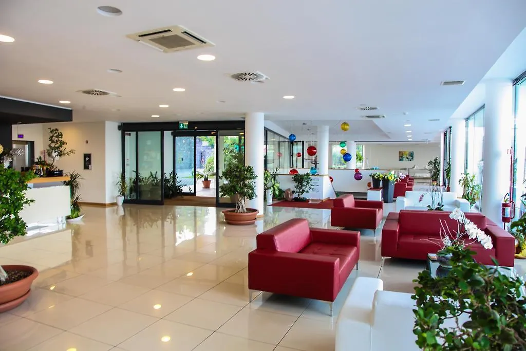 Esperia Palace Hotel & Resort Spa Zafferana Etnea 5*,  Italia